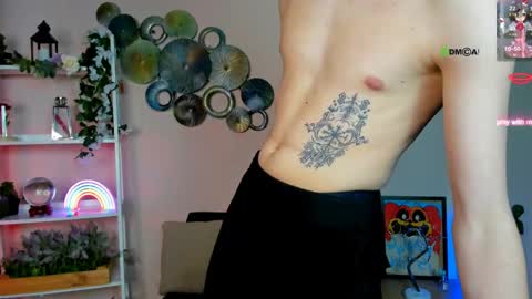 Snapshot of astren_villo chatting on 04-29-26, 05:30 astren online show from 04-29-26, 05:30