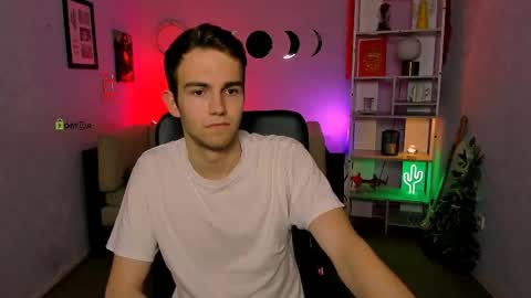 Snapshot of astren_villo chatting on 05-22-26, 12:33 astren online show from 05-22-26, 12:33
