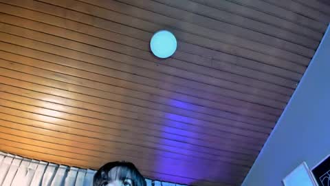 astrid_velle online show from 05-27-26, 01:57