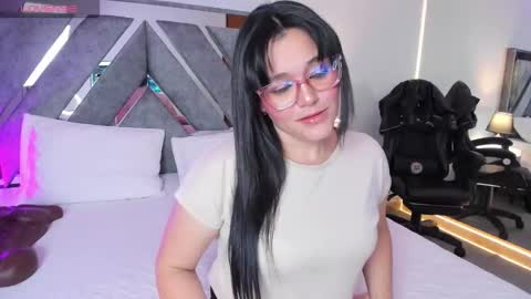 Astrid  online show from 03-14-26, 03:45