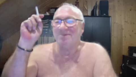 Snapshot of asusandy chatting on 11-09-25, 01:15 asusandy online show from 11-09-25, 01:15