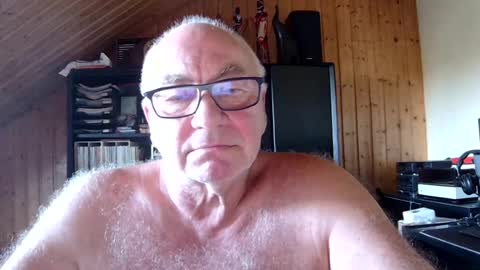 asusandy online show from 07-23-26, 05:33