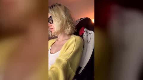 asya_new online show from 12-21-25, 04:52