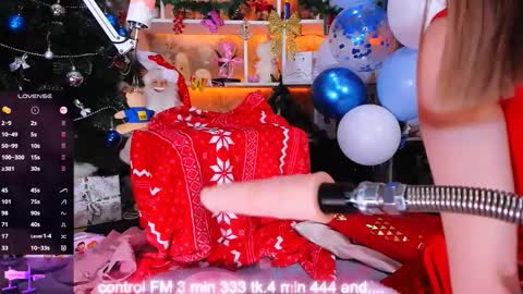 Anastasia online show from 12-19-25, 02:24