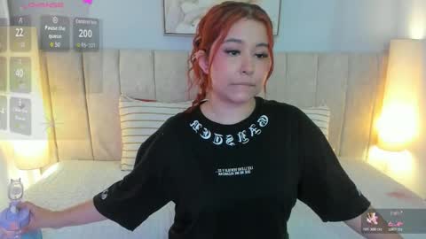 sofia online show from 12-23-25, 02:09