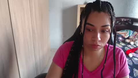 Snapshot of atena_messy chatting on 06-15-26, 07:27 atena messy online show from 06-15-26, 07:27