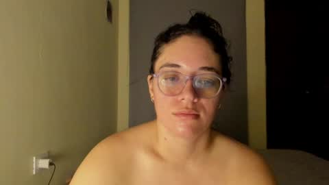 Snapshot of atenas__05 chatting on 07-03-26, 09:27 atenas online show from 07-03-26, 09:27