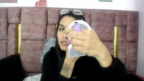 COLOMBIA online show from 05-26-26, 04:08
