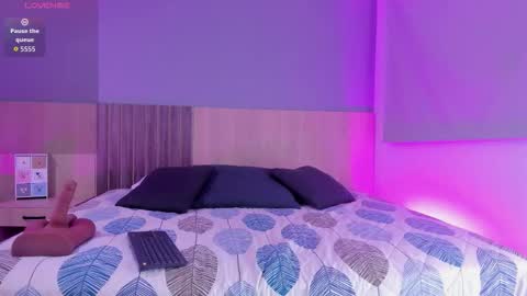 Atenea online show from 12-17-25, 11:49