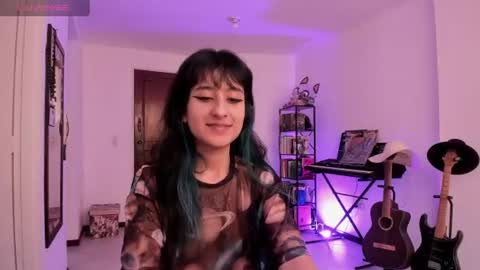 Snapshot of atenea_dragon__ chatting on 07-13-26, 09:06 Atenea online show from 07-13-26, 09:06