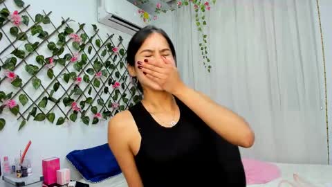 Snapshot of atenea_kros chatting on 03-26-26, 02:50 Atenea online show from 03-26-26, 02:50