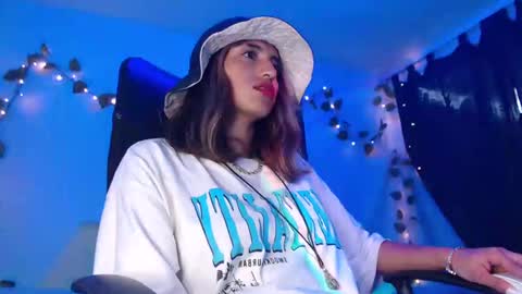 Atenea online show from 12-07-24, 06:15