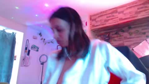 Atenea online show from 03-12-25, 04:35