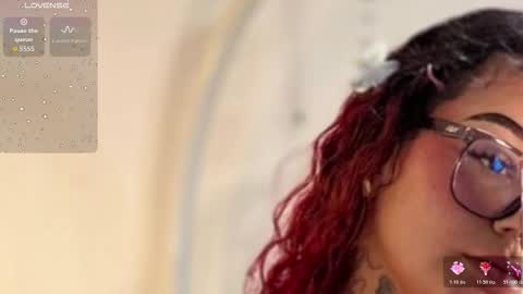 Atennea Diiossa online show from 11-21-25, 11:31