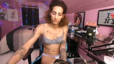 Snapshot of athena_the_godess chatting on 01-30-25, 02:49 xoxo G0DD3SS xoxox online show from 01-30-25, 02:49