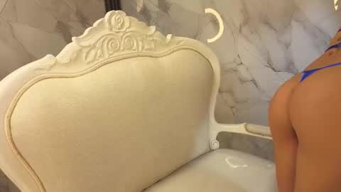 Snapshot of athenea_sweet_a chatting on 11-23-25, 01:11 athenea_sweet_a online show from 11-23-25, 01:11