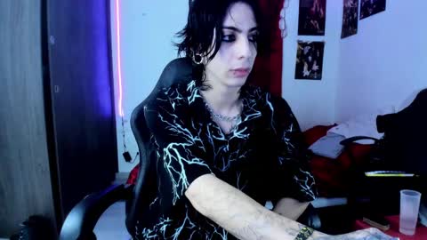 Snapshot of atheneoo_ chatting on 02-23-25, 03:56 athenauwu online show from 02-23-25, 03:56