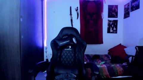 Snapshot of atheneoo_ chatting on 02-27-25, 09:11 athenauwu online show from 02-27-25, 09:11