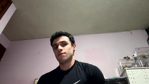 Snapshot of athlete_boy22 chatting on 07-09-26, 04:05 Atlas online show from 07-09-26, 04:05