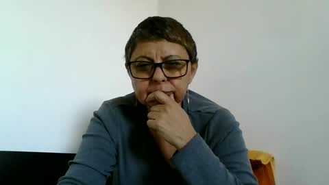 atikaarea online show from 10-19-25, 02:07