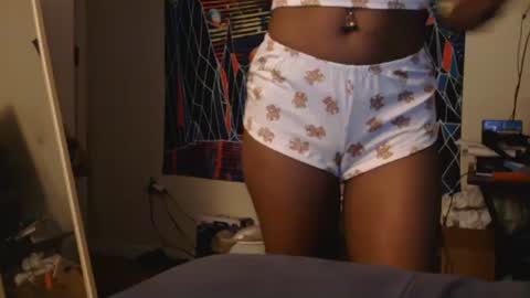 AtirahCali online show from 10-05-25, 09:45