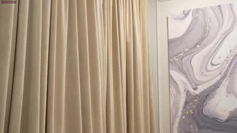 Snapshot of atlantis_is_calling_sos chatting on 09-24-25, 08:01 Tony online show from 09-24-25, 08:01