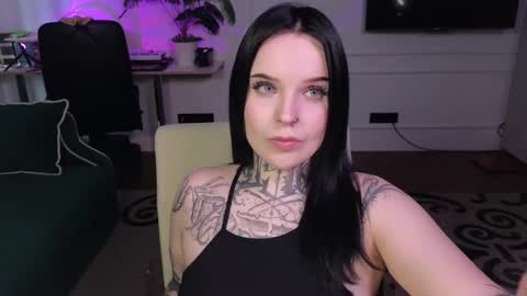 online every day between 10am-23pm online show from 04-15-26, 01:56