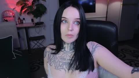 Snapshot of atomic_ketchup chatting on 05-19-26, 03:29 online every day between 10am-23pm online show from 05-19-26, 03:29