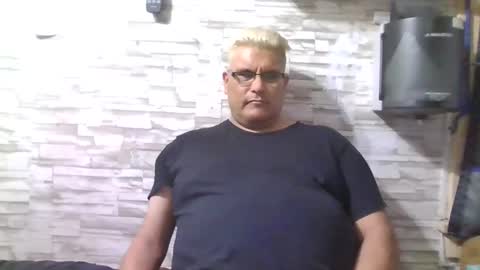 A online show from 02-03-25, 05:29