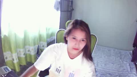 Snapshot of aubrey_xx chatting on 09-11-25, 04:23 aubrey_xx online show from 09-11-25, 04:23