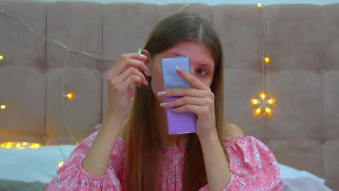 Audrey online show from 12-28-24, 08:05