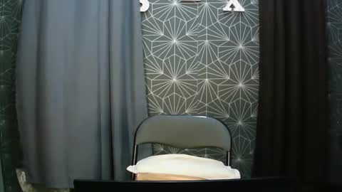 Audrey online show from 11-07-25, 02:55