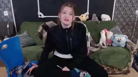 Verona nika online show from 10-19-25, 06:25