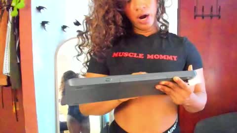 Audry online show from 10-11-25, 02:37