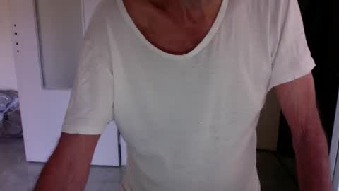 auguste688483 online show from 01-07-26, 09:56