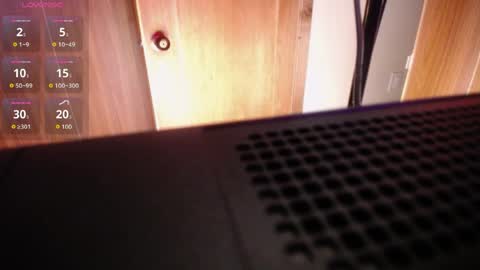 aura_cute_ online show from 04-08-26, 03:28