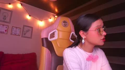 aura_rouss online show from 11-26-25, 01:39