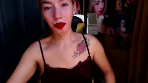 Miss awra online show from 03-11-25, 04:43