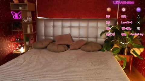 Aurora online show from 02-19-25, 06:21