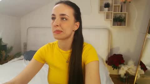 Aurora online show from 03-11-25, 10:29