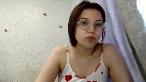 Snapshot of aurora_breeze chatting on 04-21-26, 02:48 Kiara Xanthe online show from 04-21-26, 02:48