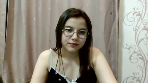 Snapshot of aurora_breeze chatting on 04-26-26, 08:06 Kiara Xanthe online show from 04-26-26, 08:06