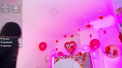 Snapshot of aurora_brown chatting on 02-09-25, 06:43 Aurora online show from 02-09-25, 06:43