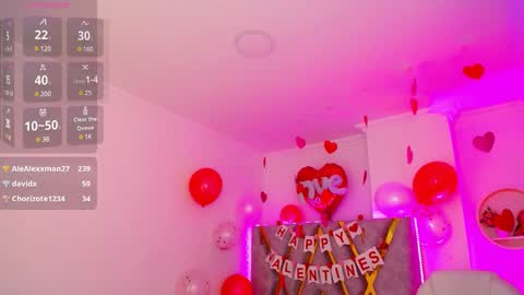 Snapshot of aurora_brown chatting on 02-11-25, 11:10 Aurora online show from 02-11-25, 11:10