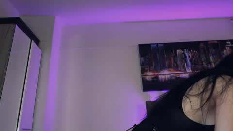 Aurora online show from 11-04-25, 10:53