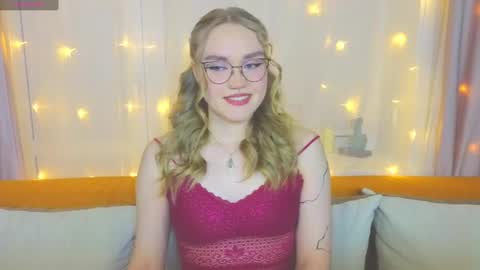 Kate online show from 03-04-25, 03:37