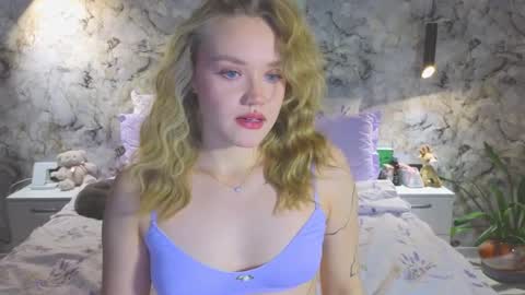 Kate online show from 11-27-25, 04:31