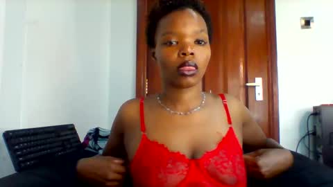 Snapshot of aurora_lightz_1 chatting on 05-27-26, 06:21 IVY online show from 05-27-26, 06:21