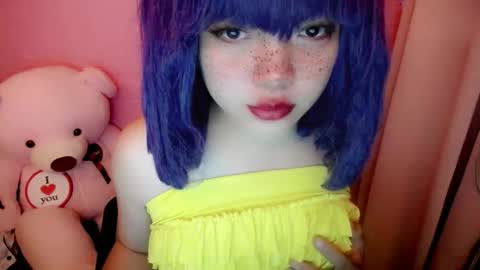 cute online show from 05-24-26, 11:10