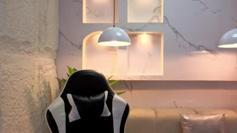 Snapshot of aurora_tp chatting on 02-12-26, 02:39 AURORA online show from 02-12-26, 02:39